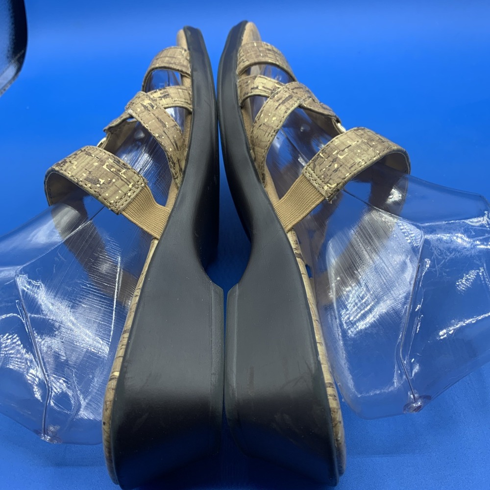 Easy Street Women's Torrid Flat Sandal Color Cork - Size 11 W (WIDE) - Picture 7 of 7